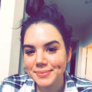 Meet your Posher, Alessandra